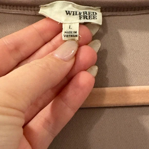 Aritzia Wilfred Free Klum Blush Pink Velvet Faux Wrap Longsleeve Dress large - Picture 12 of 15